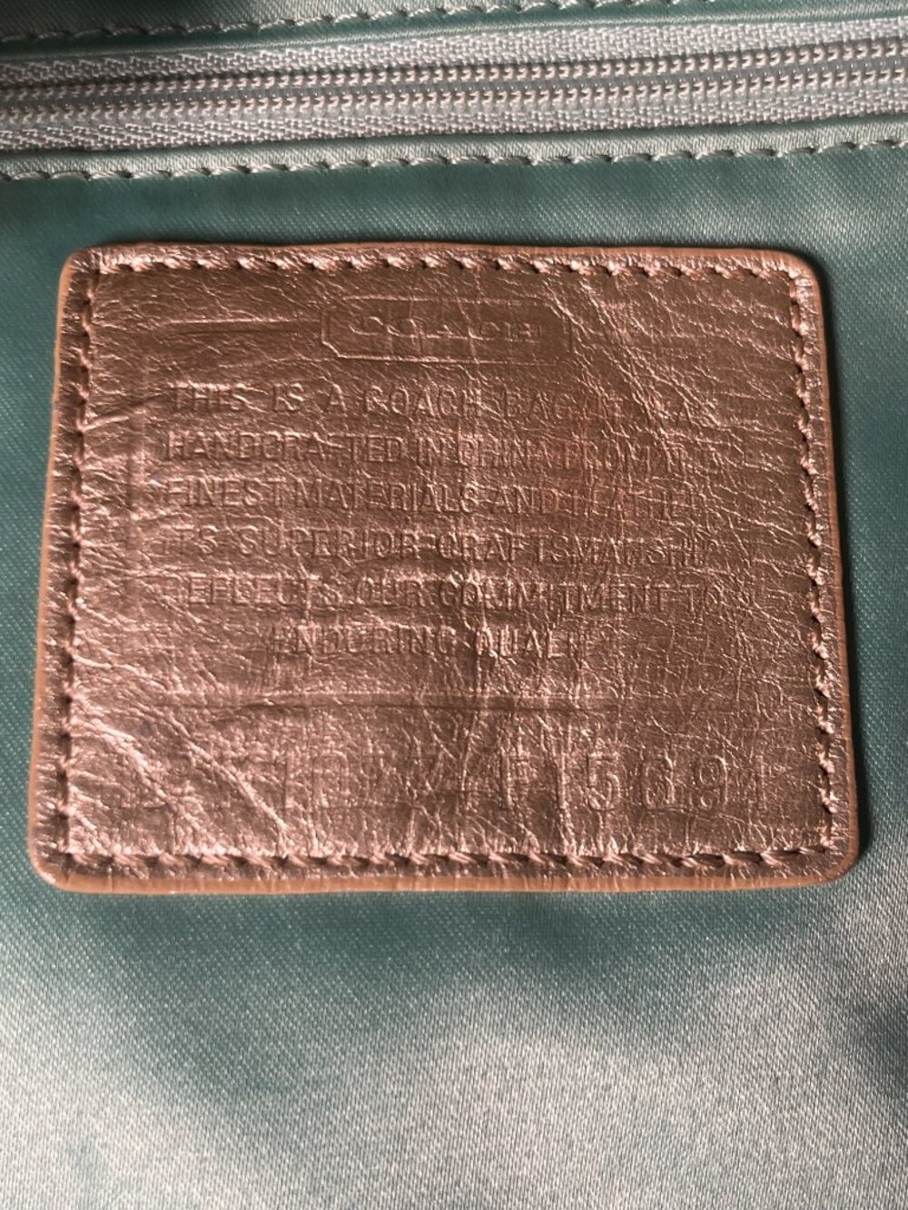 Coach Hampton Weekend Metallic Signature Jacquard Tote Turnlock Satchel 15391 - Picture 14 of 16